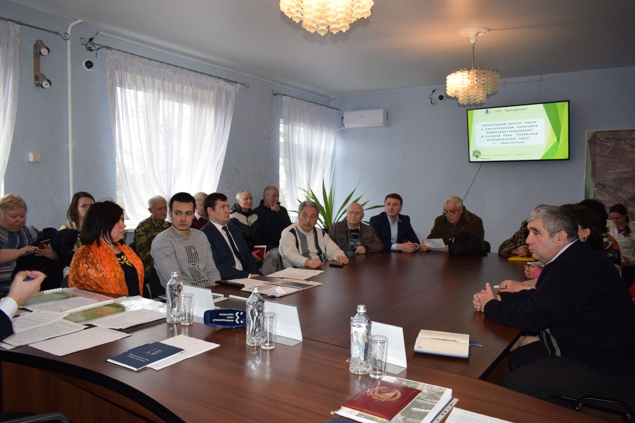 gubernator Sevastopolya s rabochim vizitom parki rekonstrukciya 1